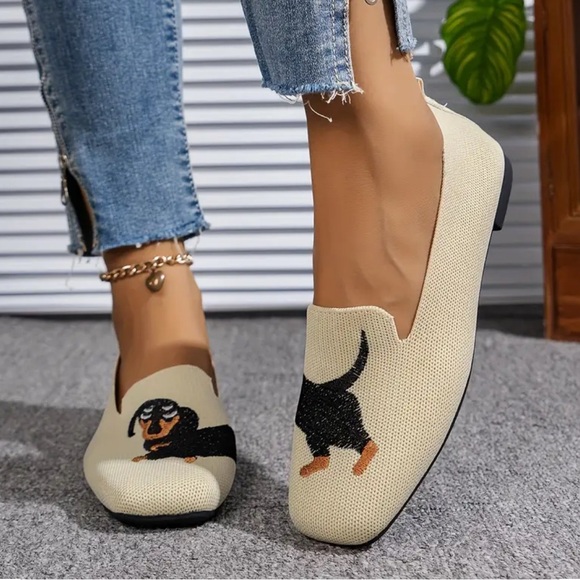 Dachshund Wiener Doxie Dog Breed Embroidered Woven Loafers Slip On Flats Shoes - Picture 6 of 16
